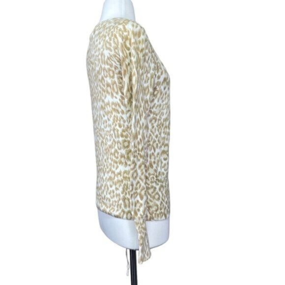 Gap Cardigan Animal Print Button Front Size Medium - Picture 3 of 6